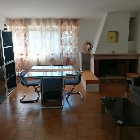 Dama - Attic With Fireplace And Air Conditioning Sulmona