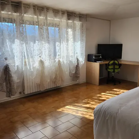 Dama - Attic With Fireplace And Air Conditioning Sulmona