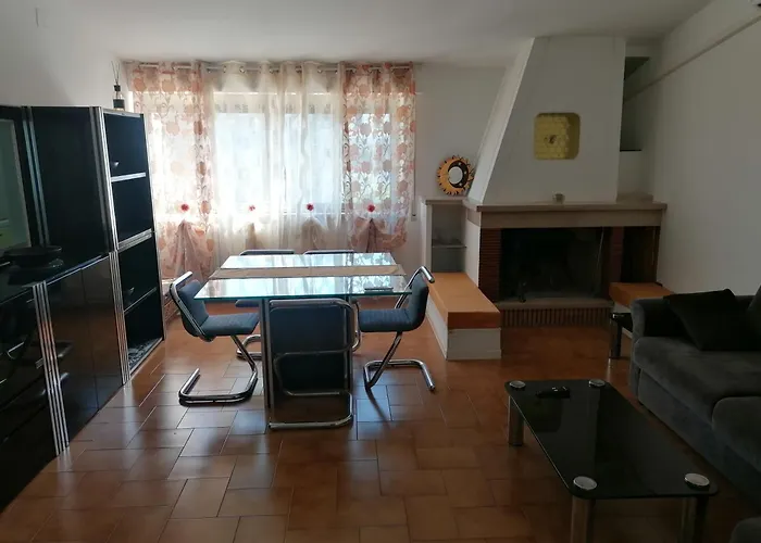 Dama - Attic With Fireplace And Air Conditioning Sulmona